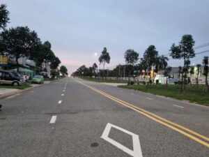 khu G mỹ phước 3 nằm cạnh kcn. nơi có các công ty hoạt động sôi nổi