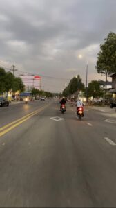 đường nhựa kinh doanh buôn bán tốt